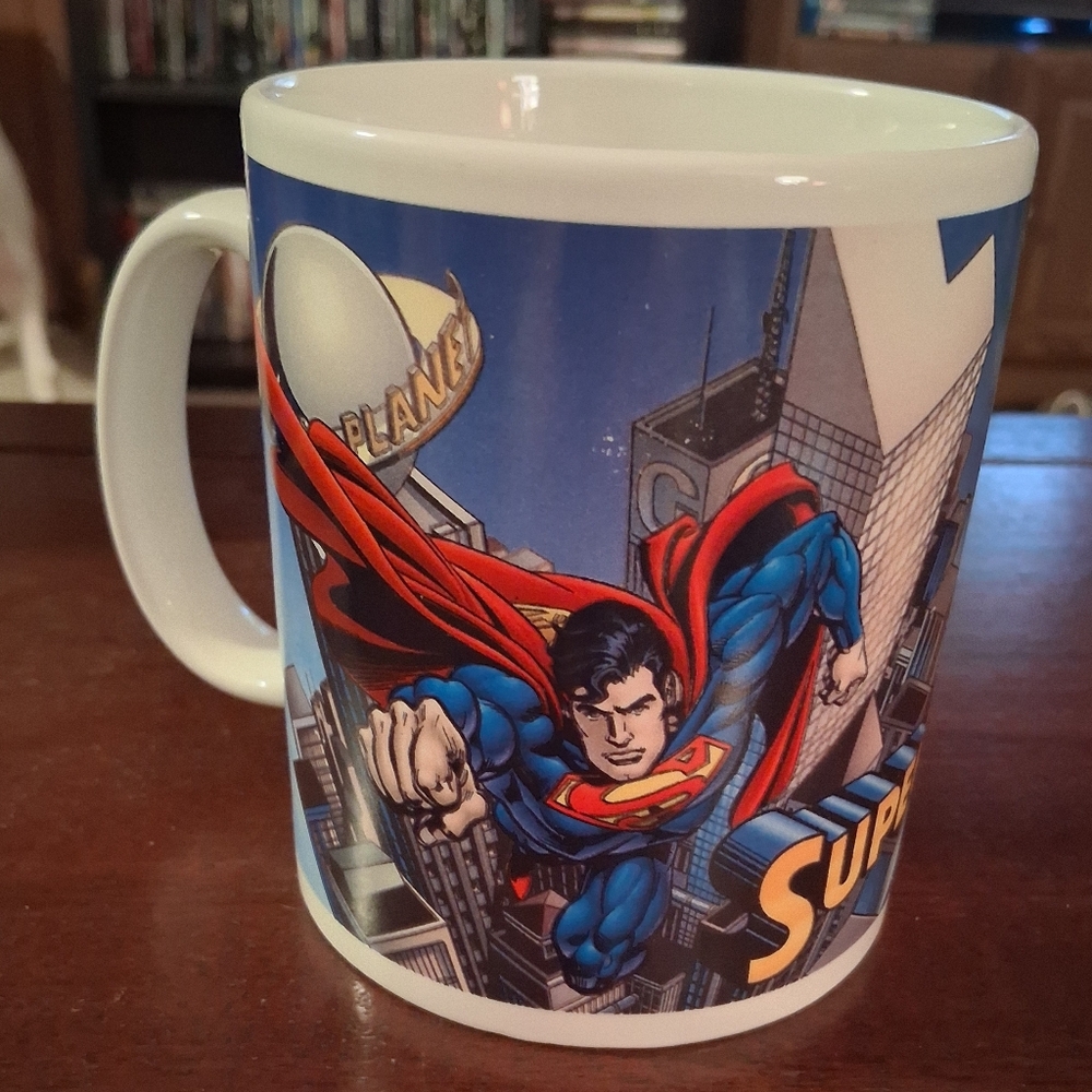 DC COMICS SUPERMAN Collectible Mug